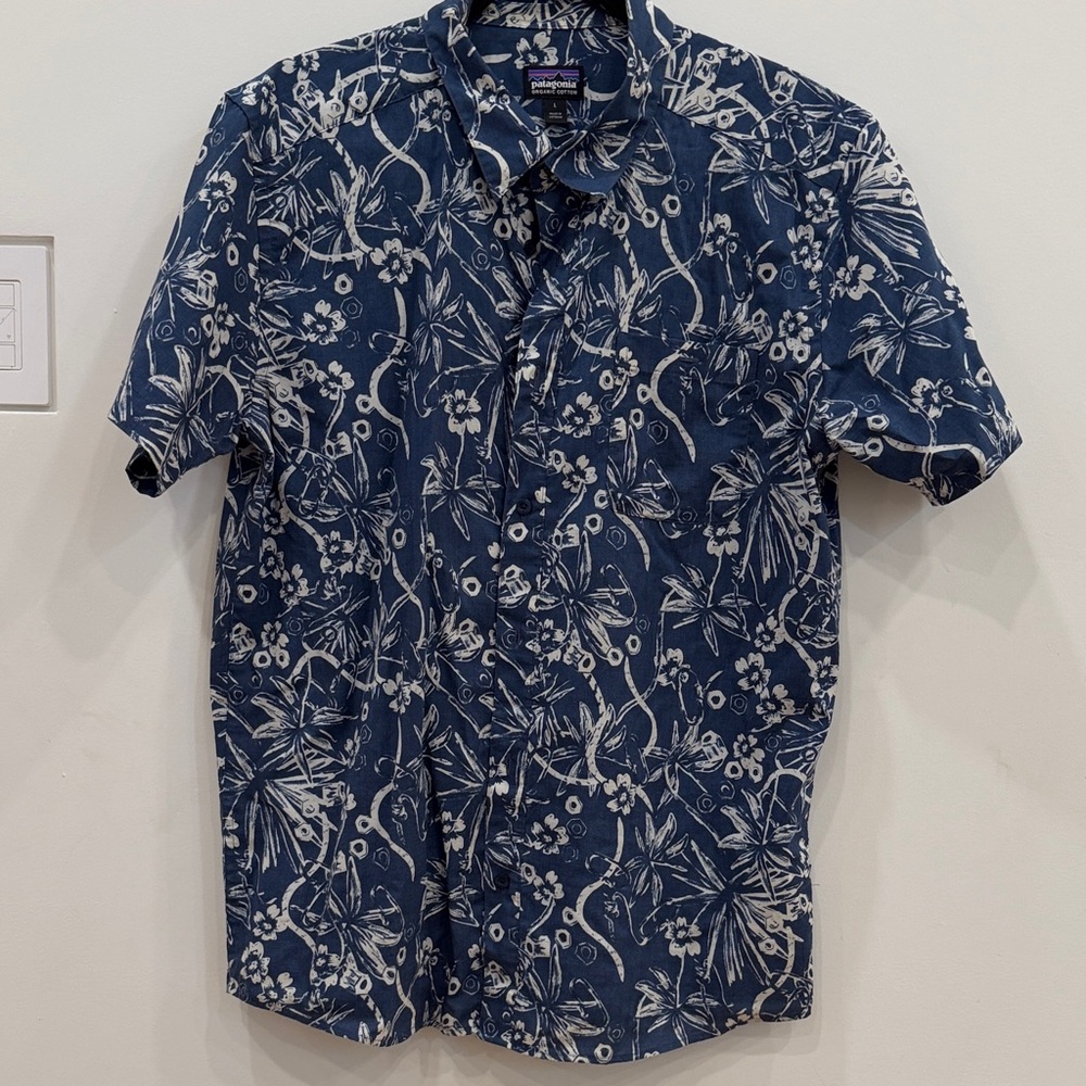 Patagonia Organic Men’s Blue Hawaiian Shirt
